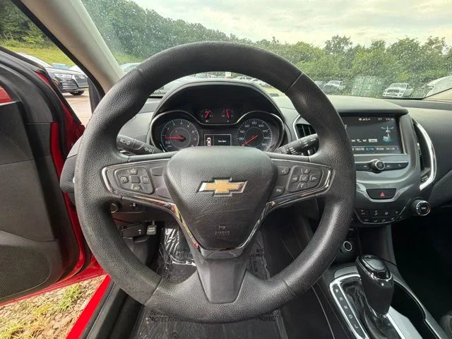 Used 2017 Red Chevrolet LT image 24