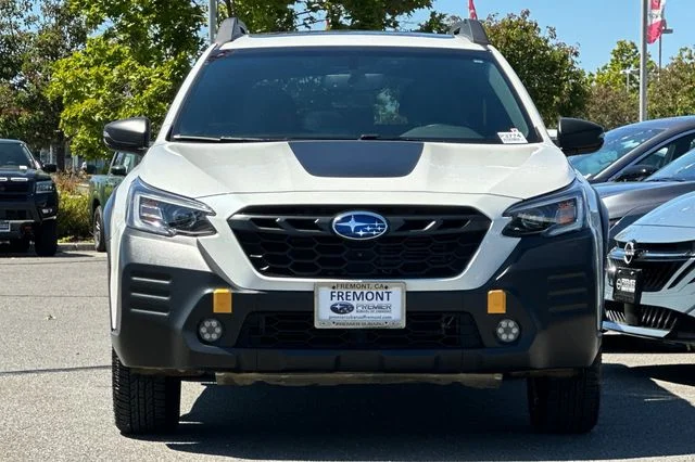 Used 2022 White Subaru Wilderness image 9