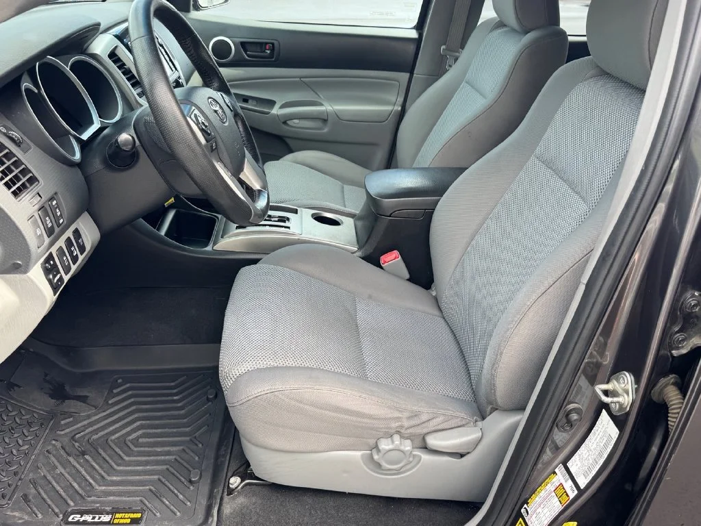Used 2015 Gray Toyota Base image 5