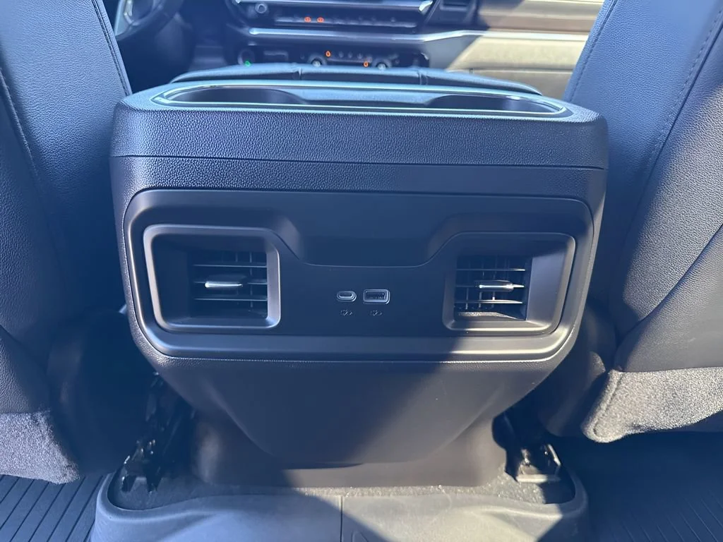 Used 2022 Summit White Chevrolet RST image 12