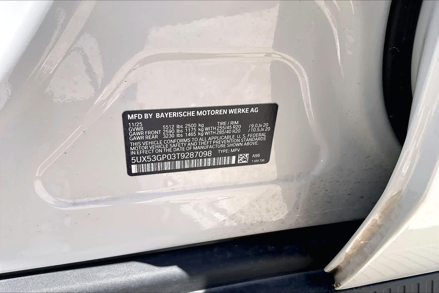 Used 2026 Mineral White Metallic BMW 30 xDrive image 35