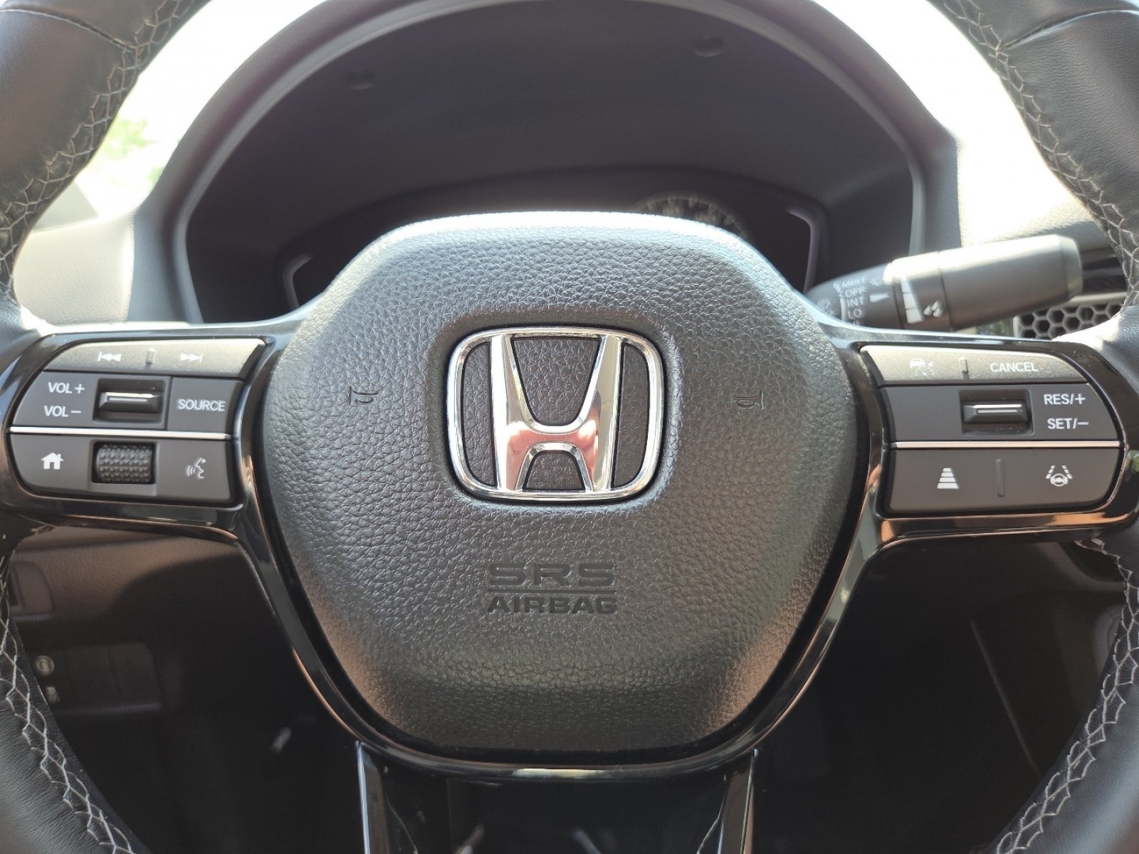 Certified Used 2024 Platinum White Pearl Honda EX image 30