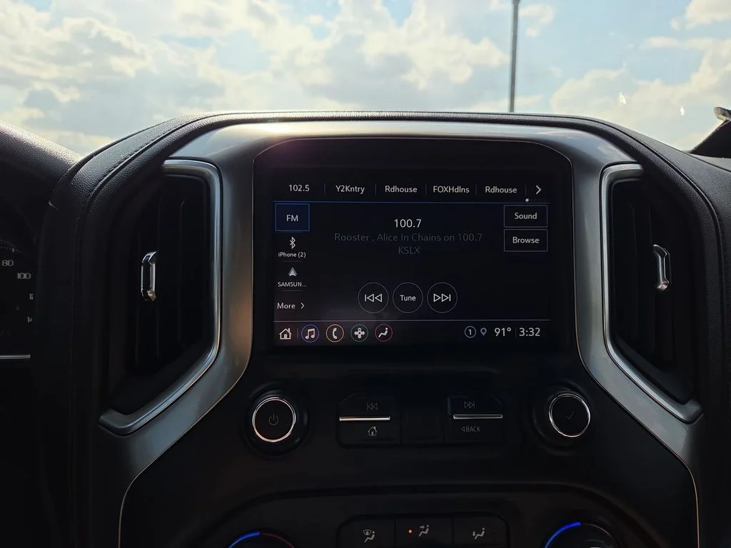 Used 2022 Silver Chevrolet LT image 16