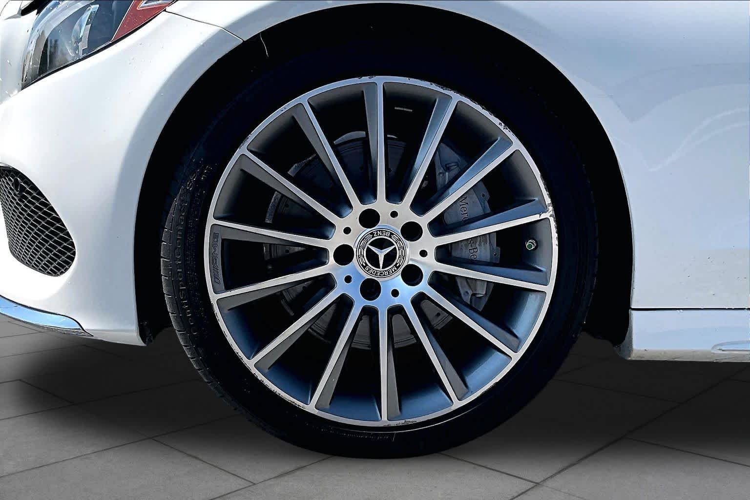 Used 2018 Polar White Mercedes-Benz C 300 image 11