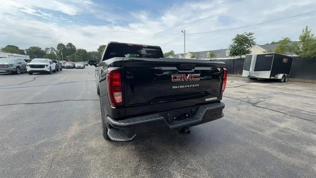 New 2026 Onyx Black GMC Elevation image 7