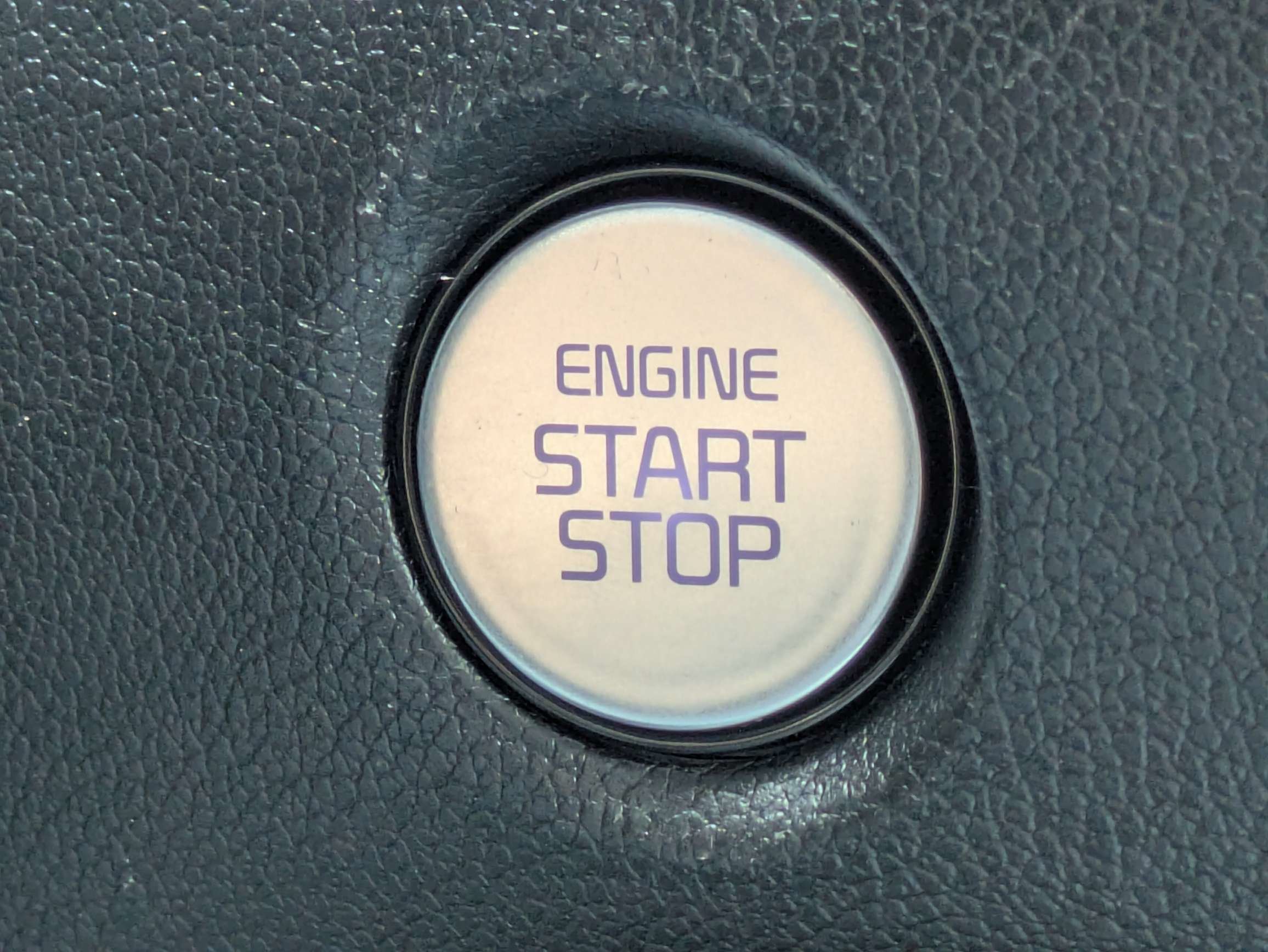Certified Used 2025 Wolf Gray Kia X-Line EX image 37