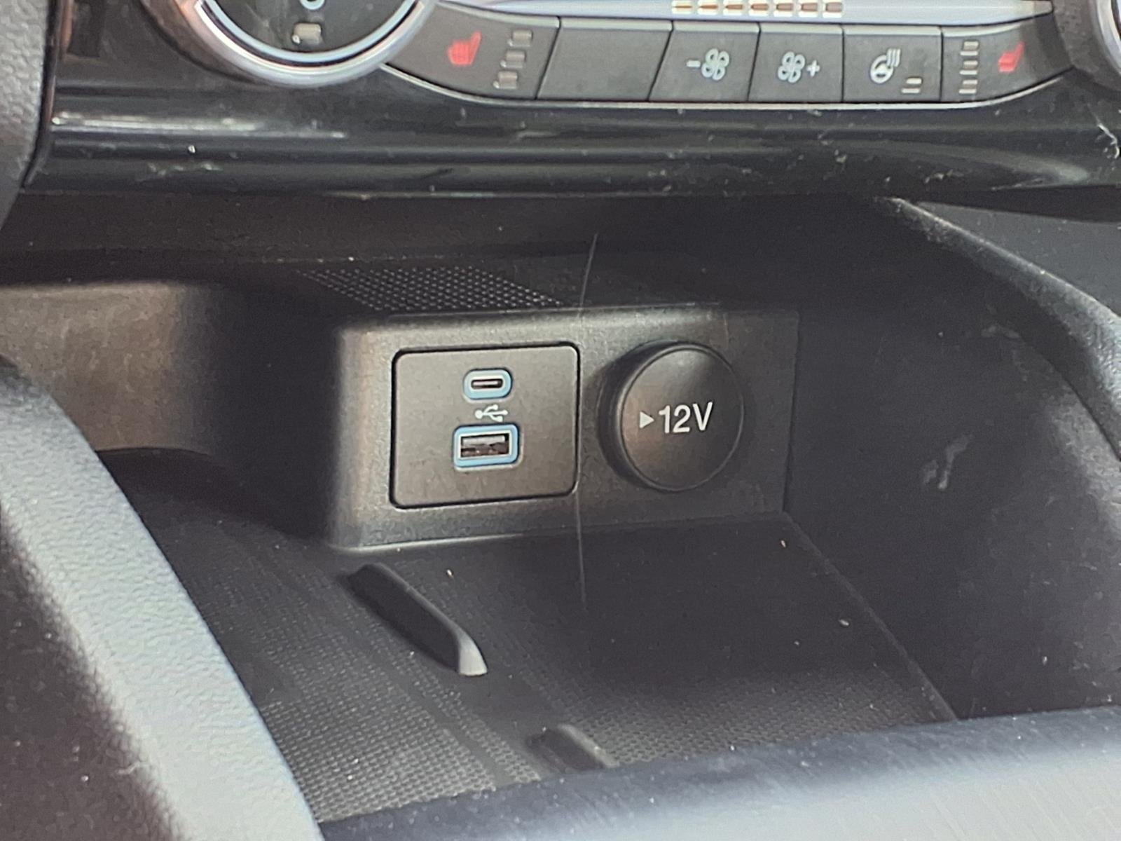 Used 2022 Agate Black Metallic Ford SEL Plug-In Hybrid image 5