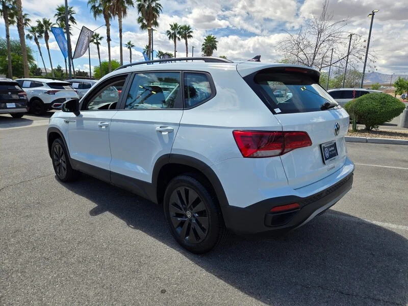 Certified Used 2023 White Volkswagen 1.5T S image 4
