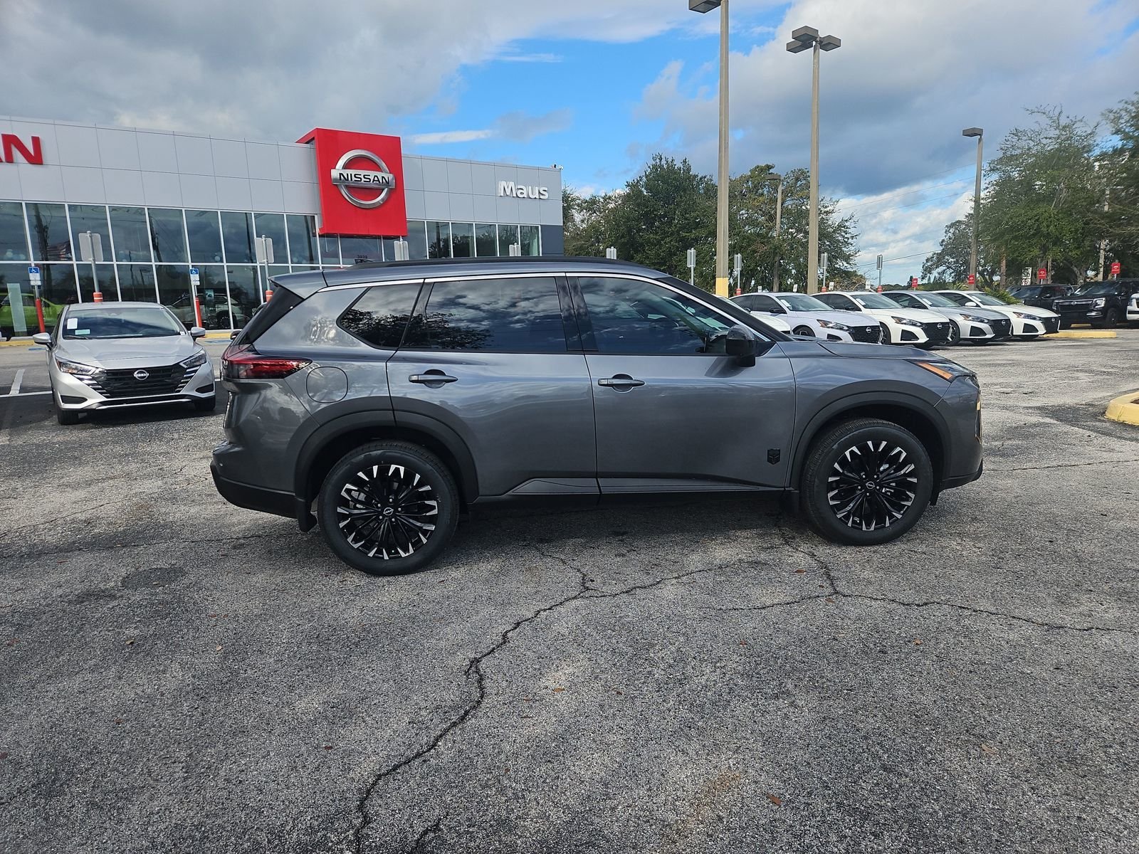 New 2026 Nissan Rogue Dark Armor 4D Sport Utility