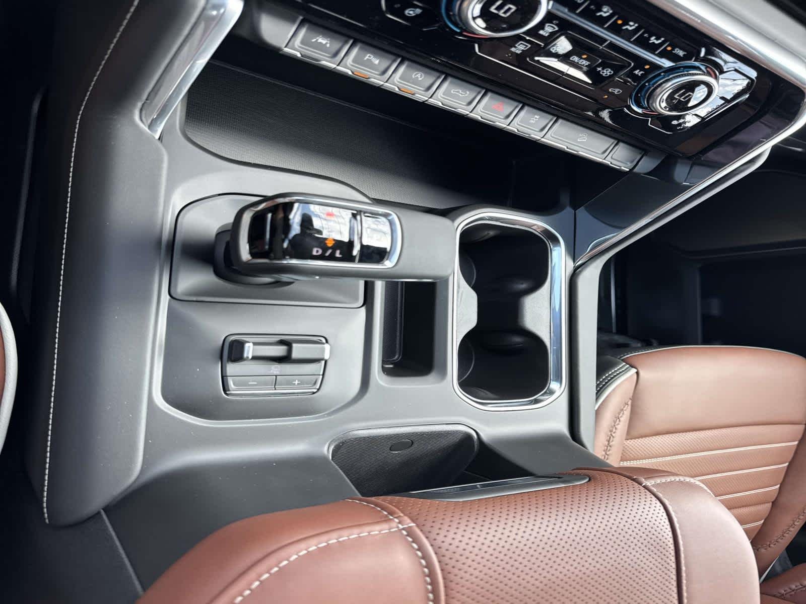 2026 GMC Sierra 1500 Denali Ultimate - Photo 18