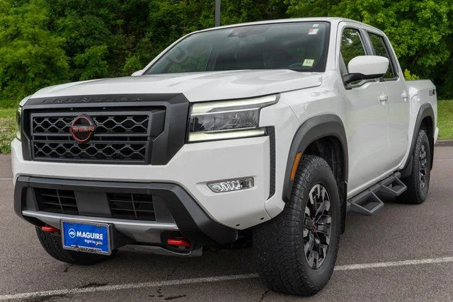 Used 2023 White Nissan PRO-4X image 2