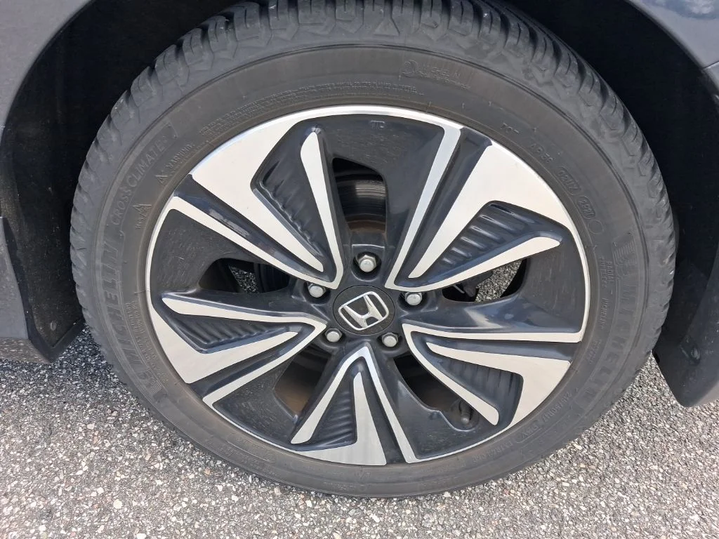Used 2016  Honda EX-L image 10