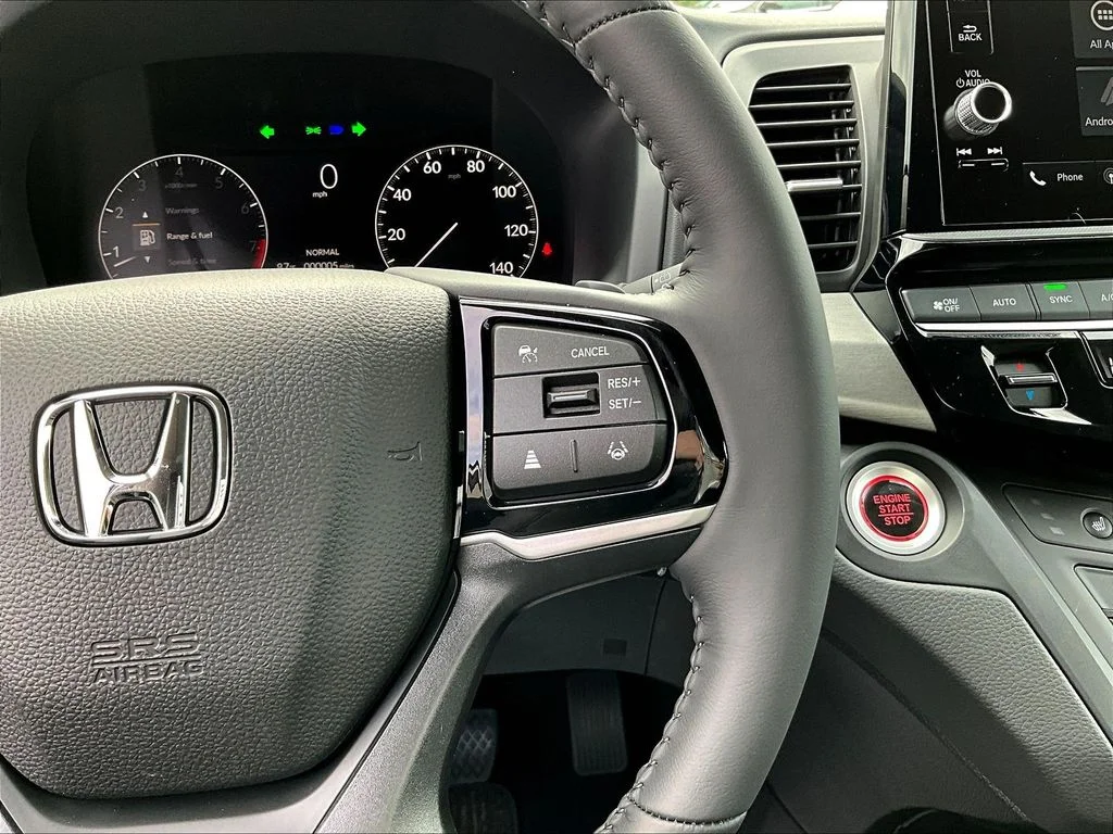 New 2026 Platinum White Pearl Honda EX-L image 13