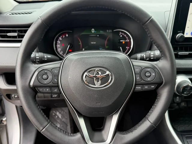 Certified Used 2025 Silver Toyota XLE Premium image 11