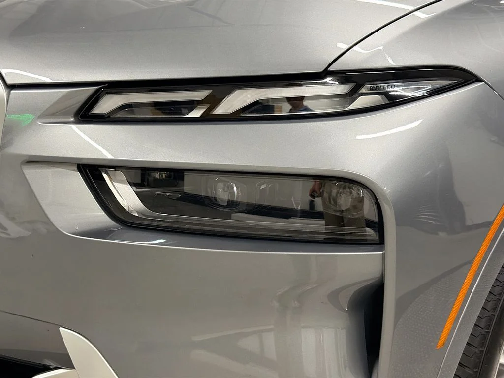 Used 2026 Gray Metallic BMW xDrive40i image 32