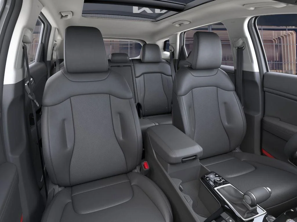 New 2025 Wolf Gray Kia SX image 15