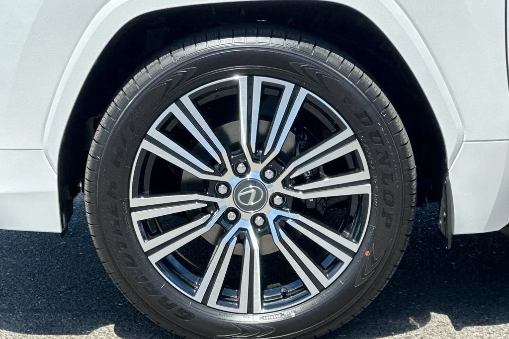 2026 Lexus LX 600 Luxury - Photo 26
