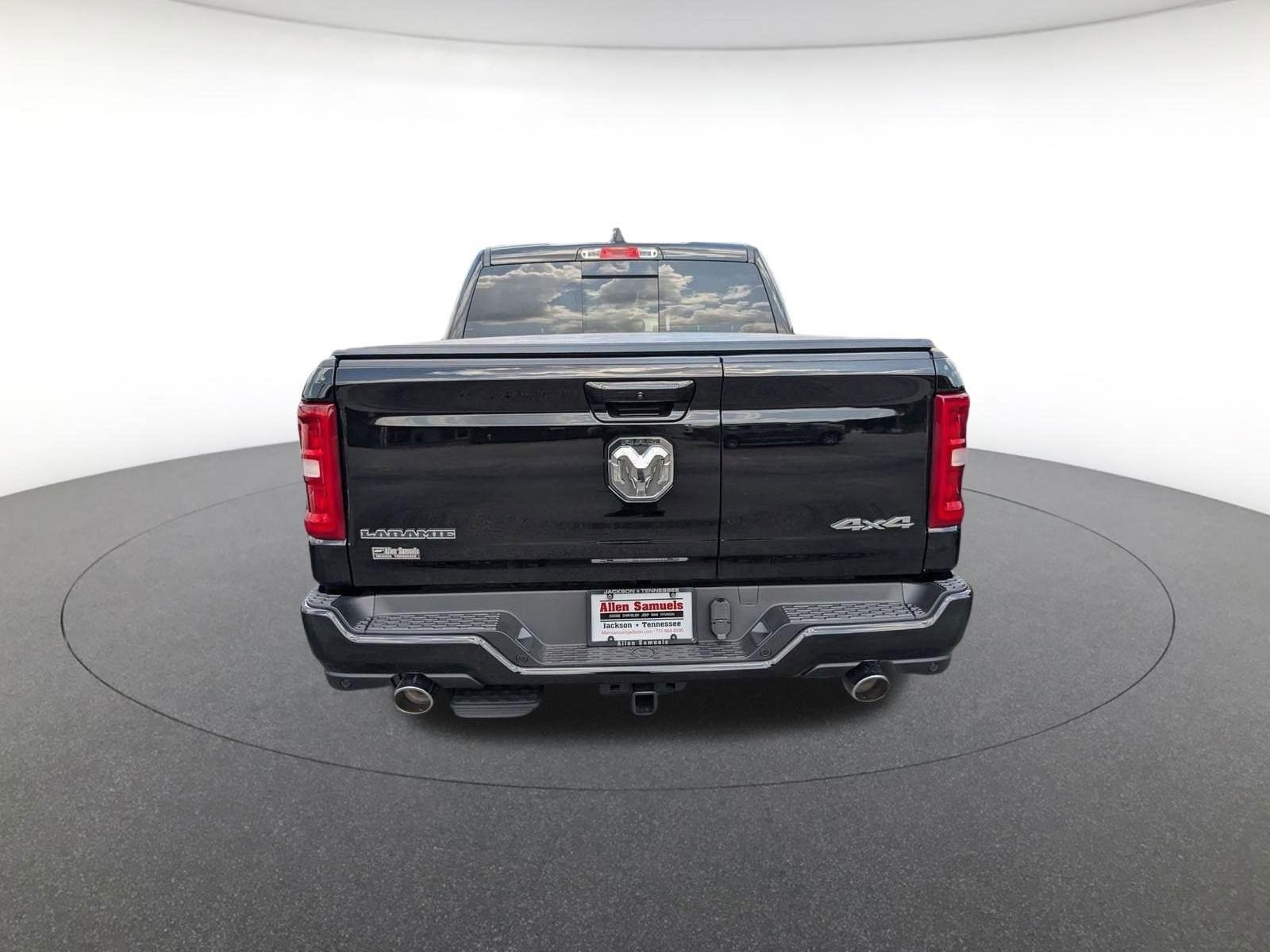 2026 RAM 1500 Laramie - Photo 4