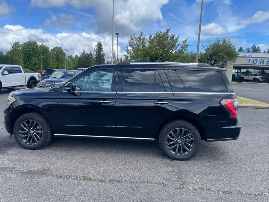 Used 2021 Black Metallic Ford Limited image 6
