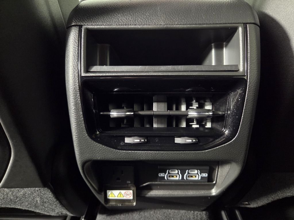 2025 Jeep Grand Cherokee Laredo - Photo 26
