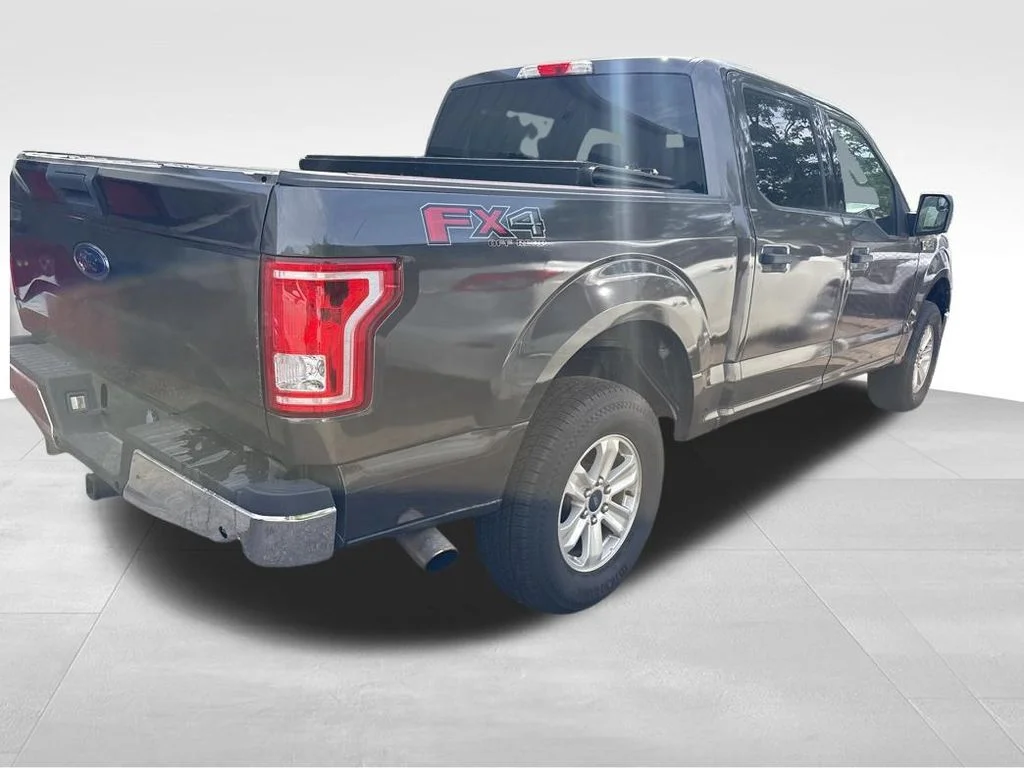 Used 2016 Gray Ford XLT image 8