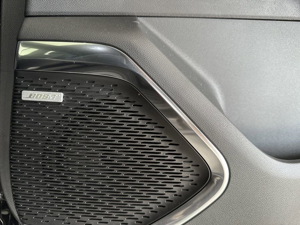 2026 GMC Acadia Denali - Photo 37