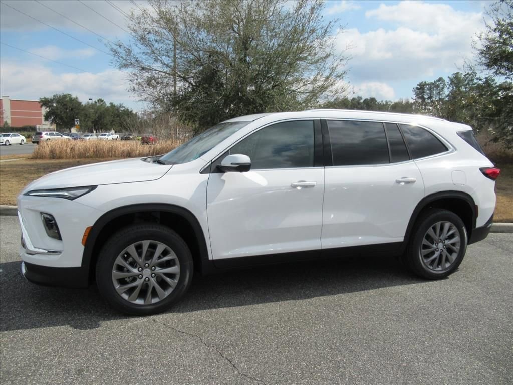 New 2026 Summit White Buick Preferred image 4