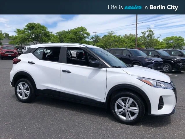 2024 Nissan Kicks S