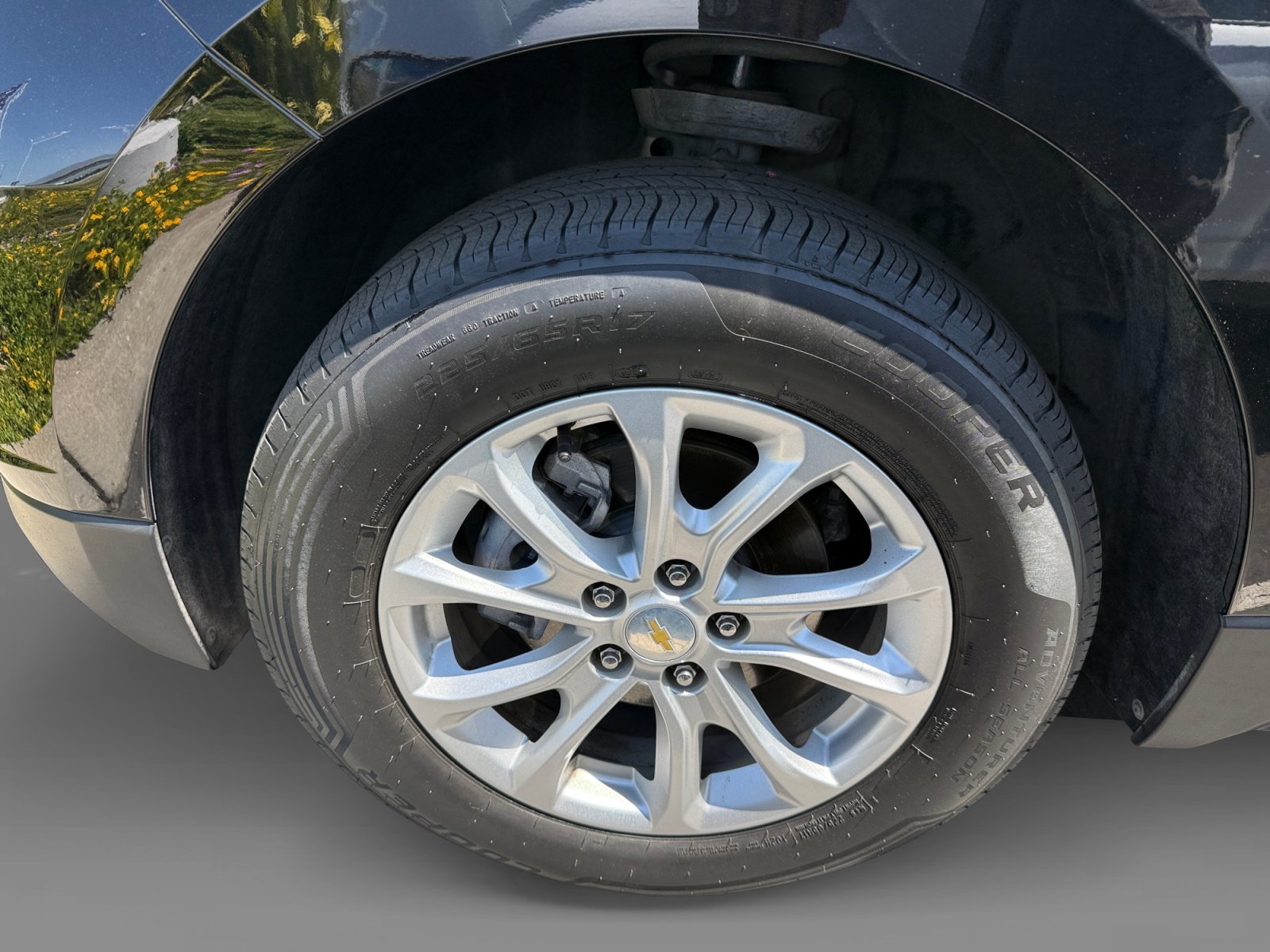 Used 2020 Mosaic Black Metallic Chevrolet LT image 9