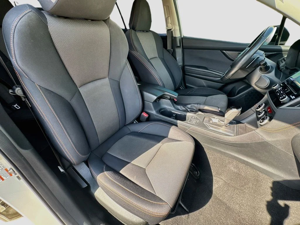 Used 2020 White Subaru Premium image 35