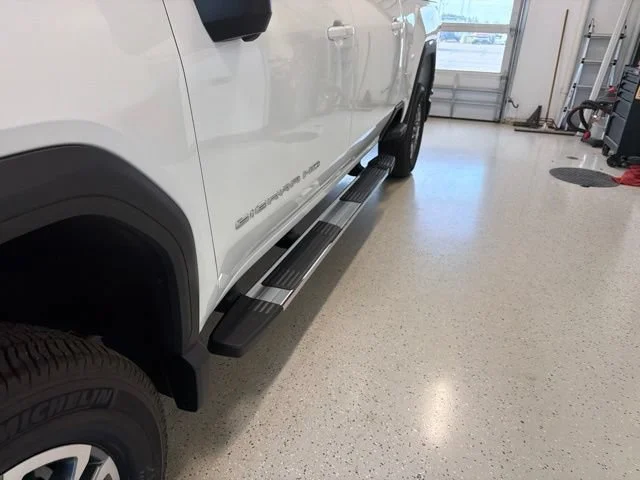 New 2026 Summit White GMC SLE image 10