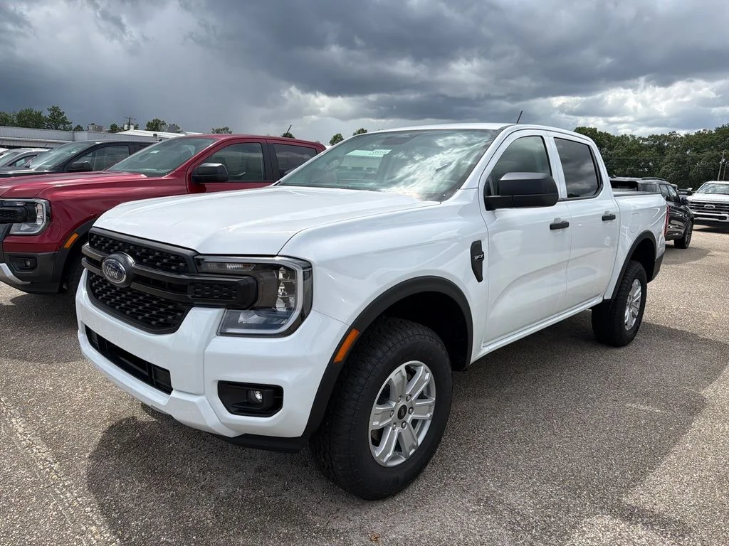 New 2026 Oxford White Ford XL image 2
