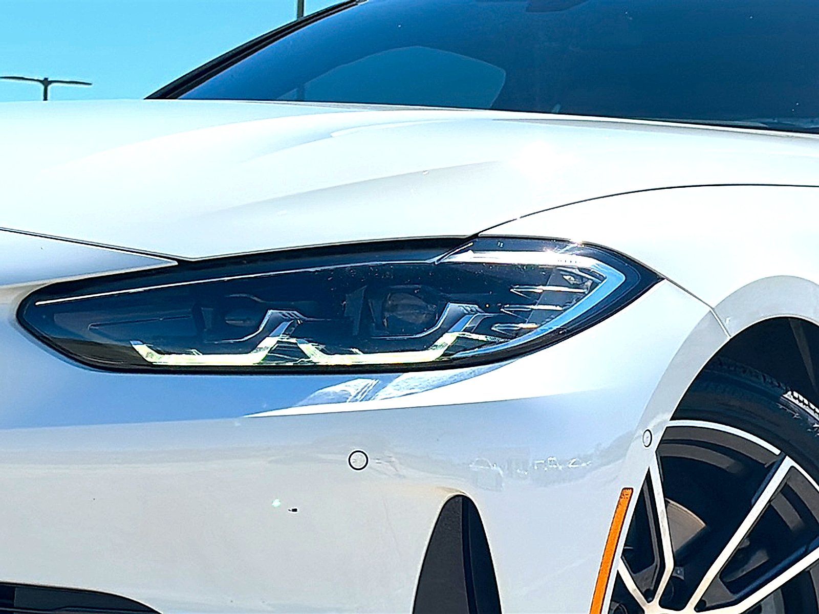 Used 2024 Alpine White BMW  image 4