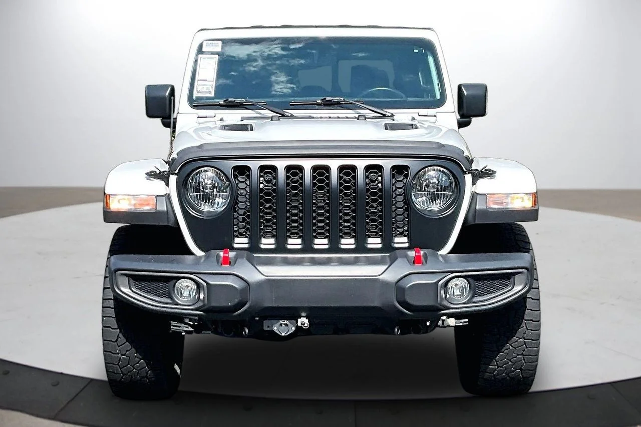 Used 2021 White Jeep Rubicon image 3