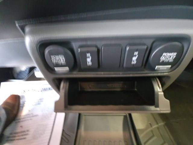 Used 2014 White Honda RTL image 19