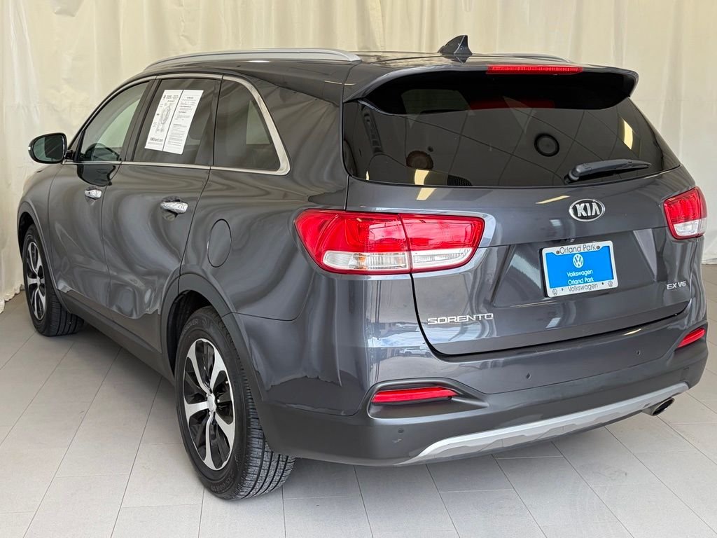 Used 2017 Platinum Graphite Kia EX image 8
