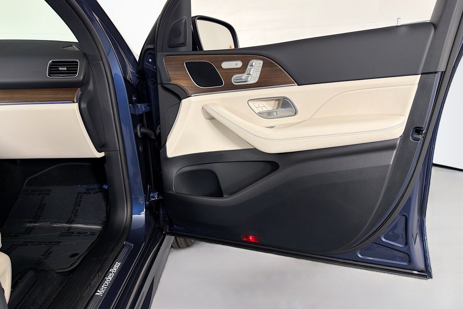New 2026 Twilight Blue Metallic Mercedes-Benz GLE 350 SUV image 22