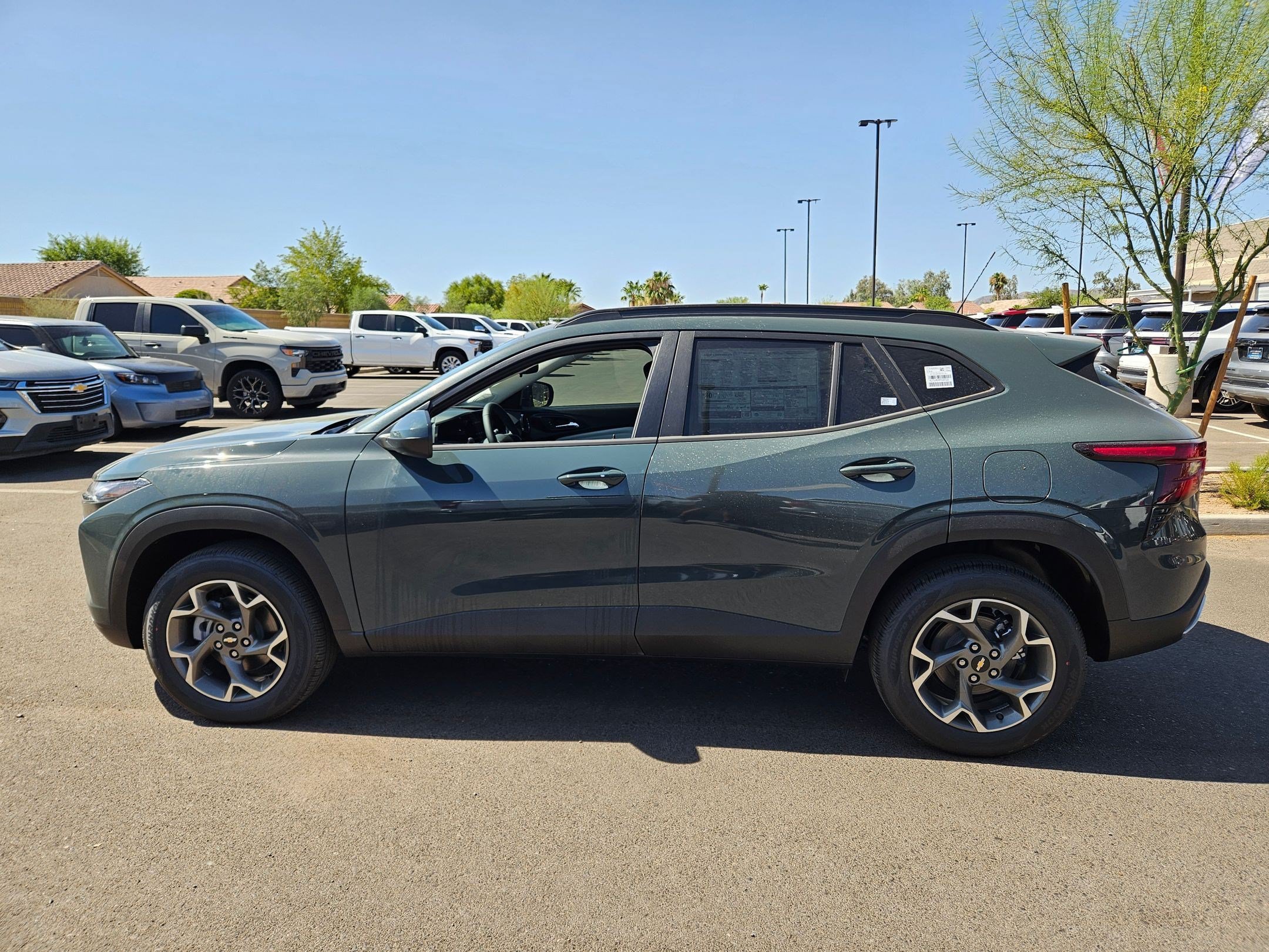 2026 Chevrolet Trax LT - Photo 14
