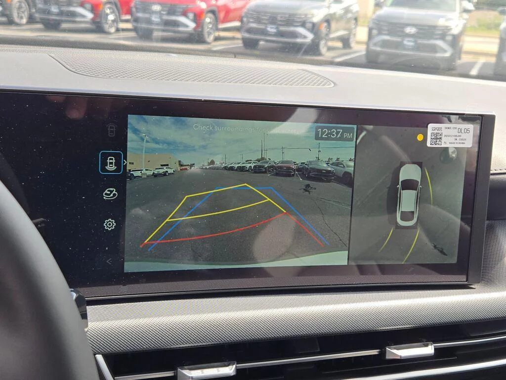 2025 Hyundai Sonata Hybrid Limited - Photo 30