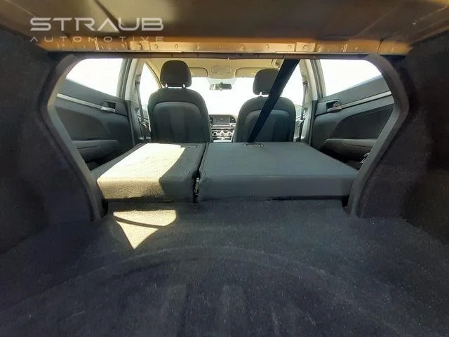 Used 2019 Machine Gray Hyundai SE image 47