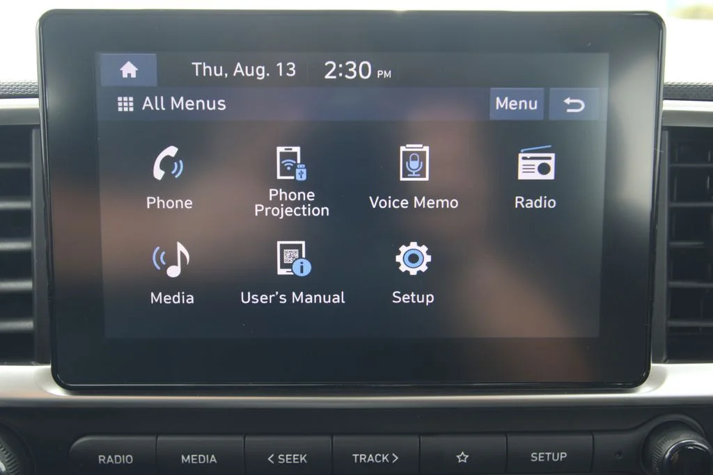 Used 2025 Gray Hyundai SEL image 29