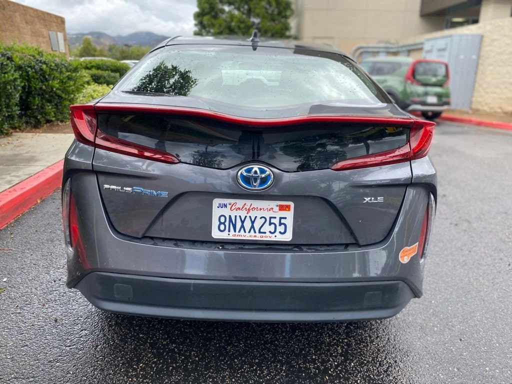 Used 2020 Gray Toyota XLE image 8