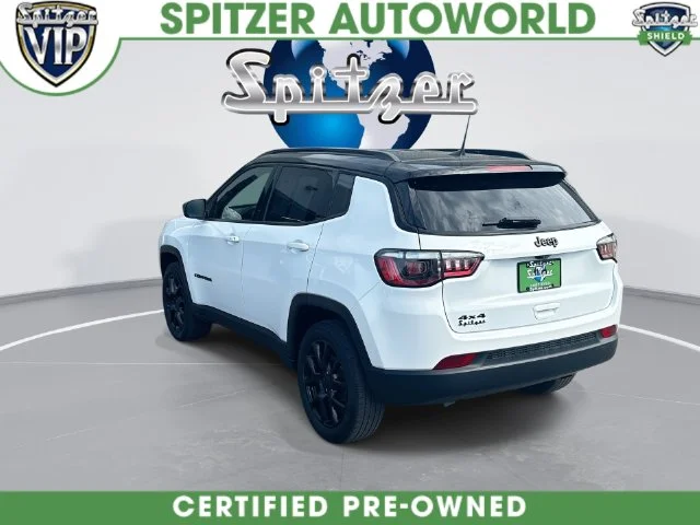 Used 2023 White Jeep Latitude image 8