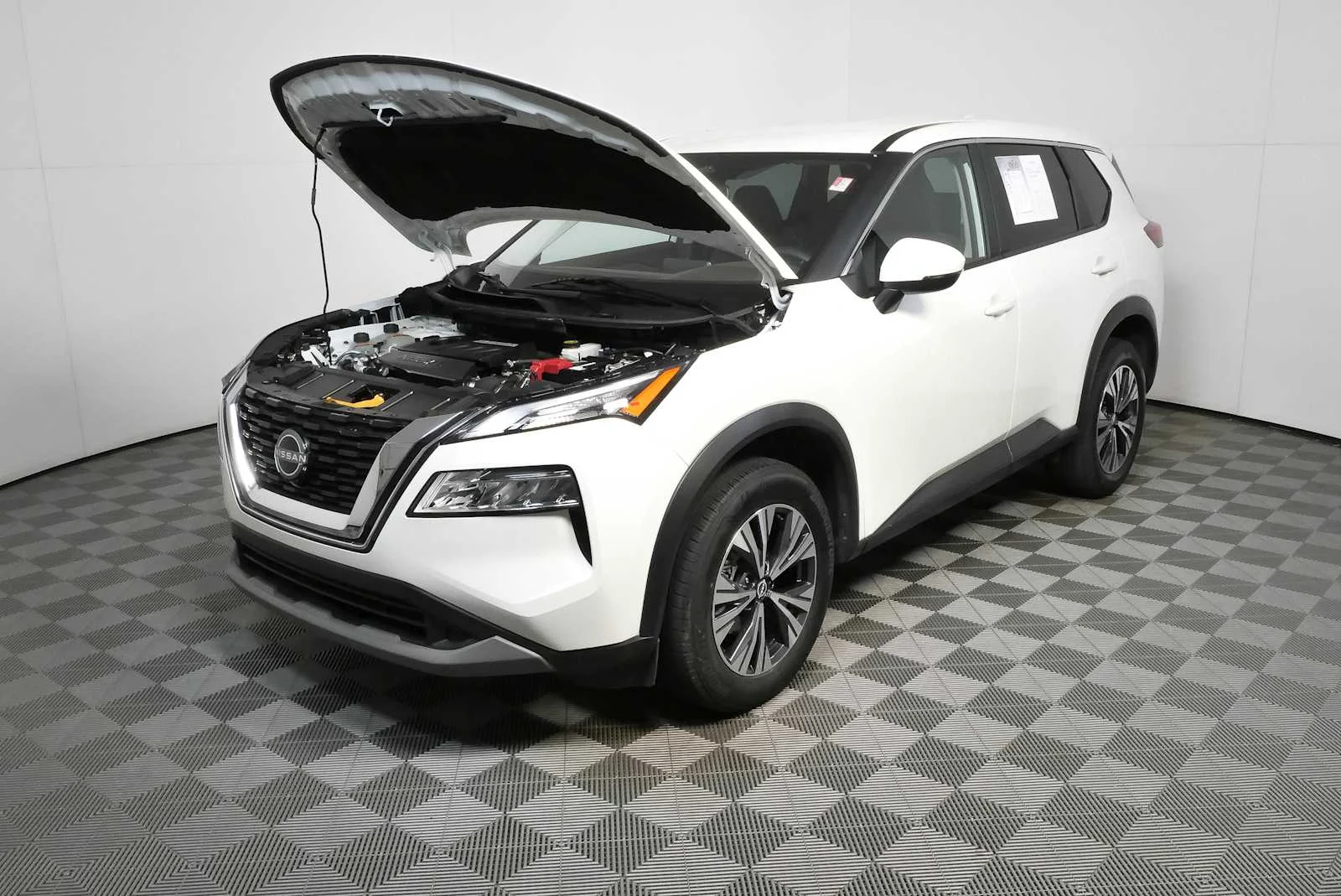 Used 2023 Pearl White Tricoat Nissan SV image 30