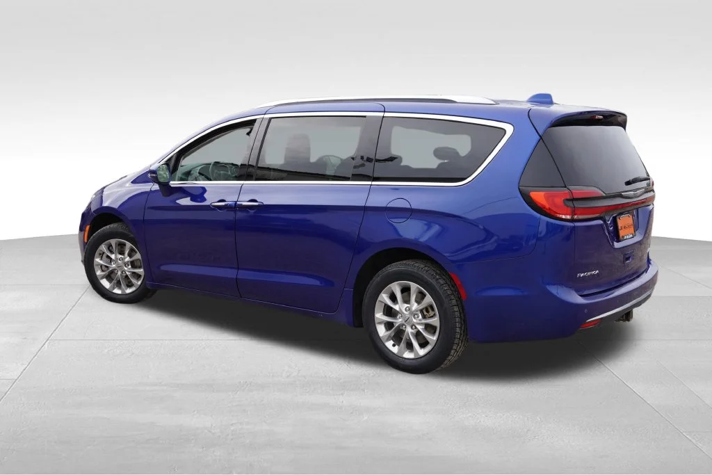 Used 2021 Blue Chrysler Touring L image 8