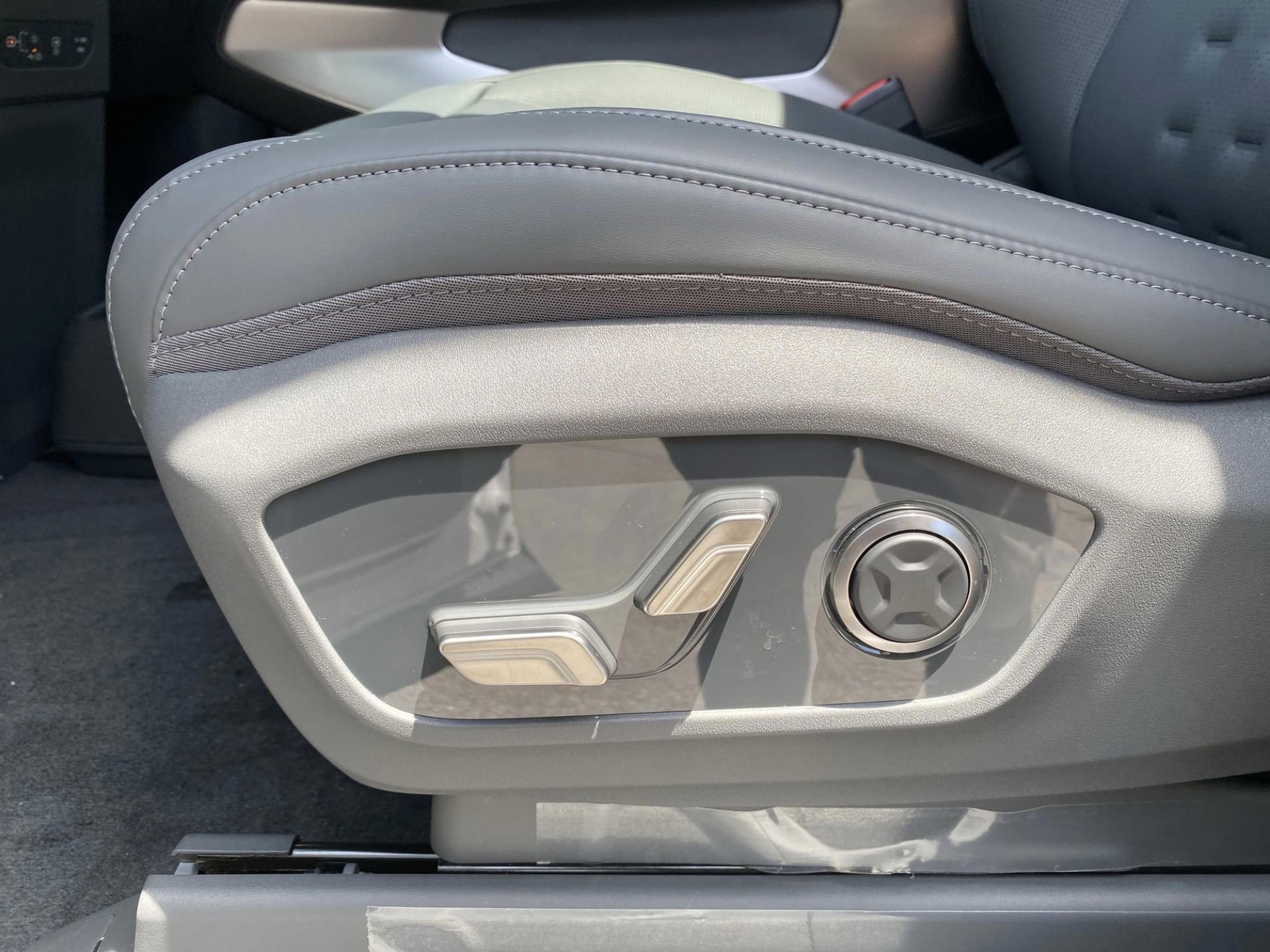 2026 Kia EV9 Wind - Photo 14