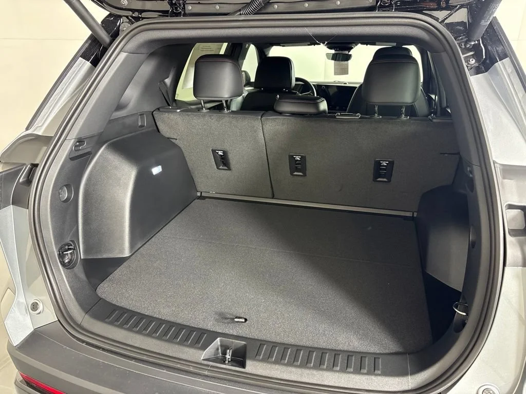 2027 Chevrolet Equinox RS - Photo 22