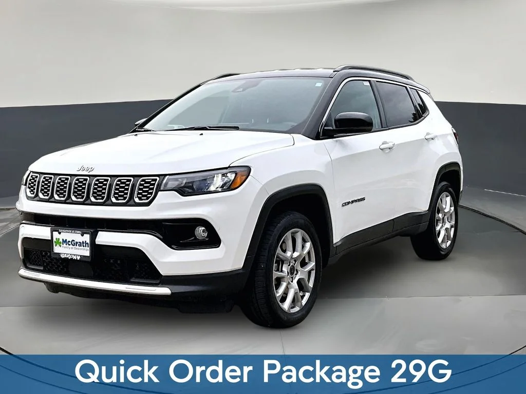 Used 2025 White Jeep Limited image 3