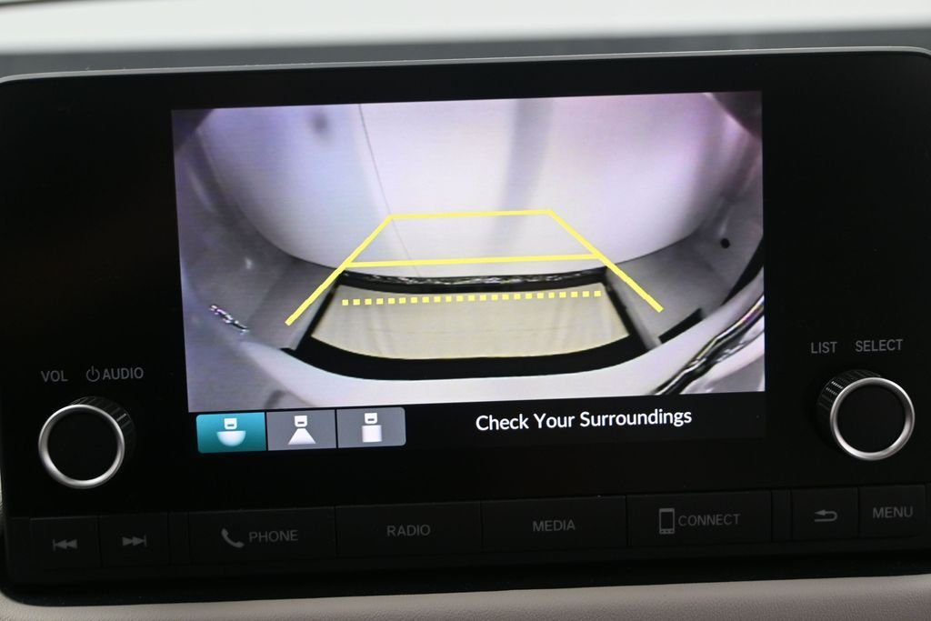 Used 2024  Honda LX image 16
