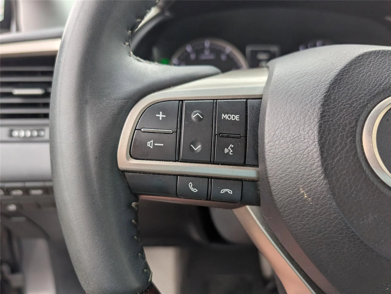 Used 2019 Nebula Gray Pearl Lexus RX 350 image 23